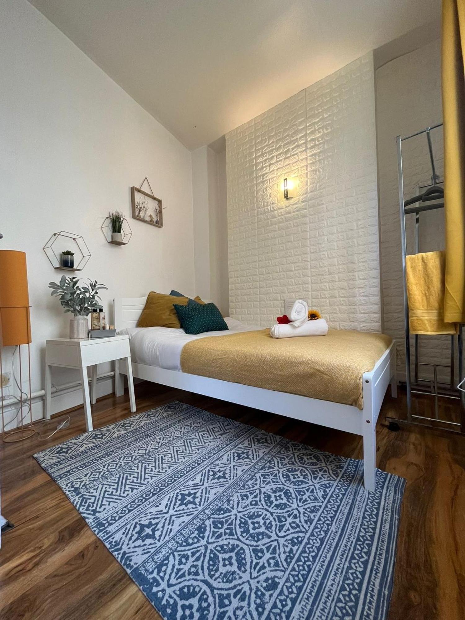 Room In Oxford Street London Exterior photo